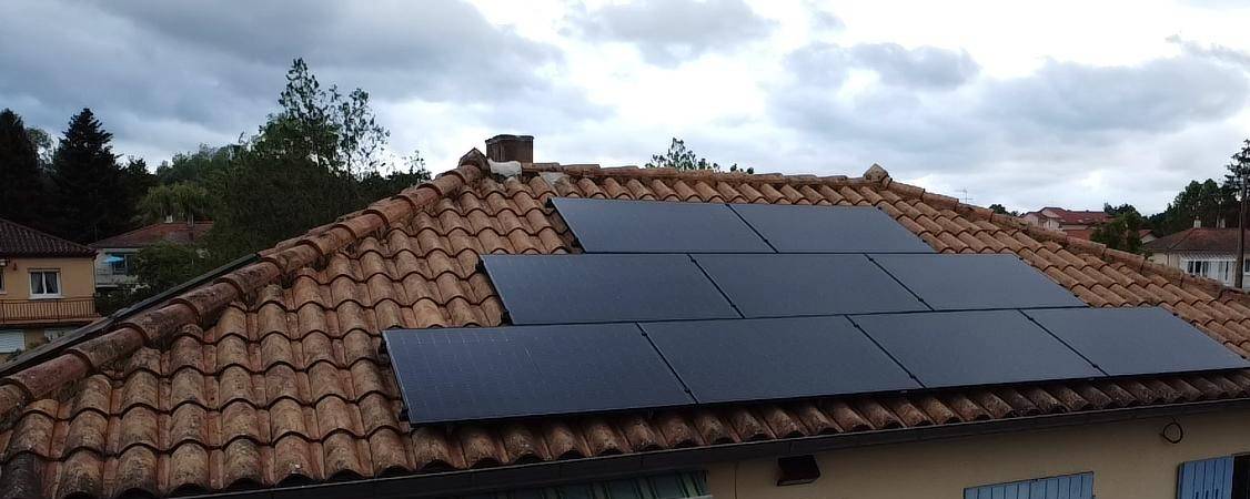 Aides 2026 installation panneaux solaires Villefranche-sur-Saône 69400 Beaujolais